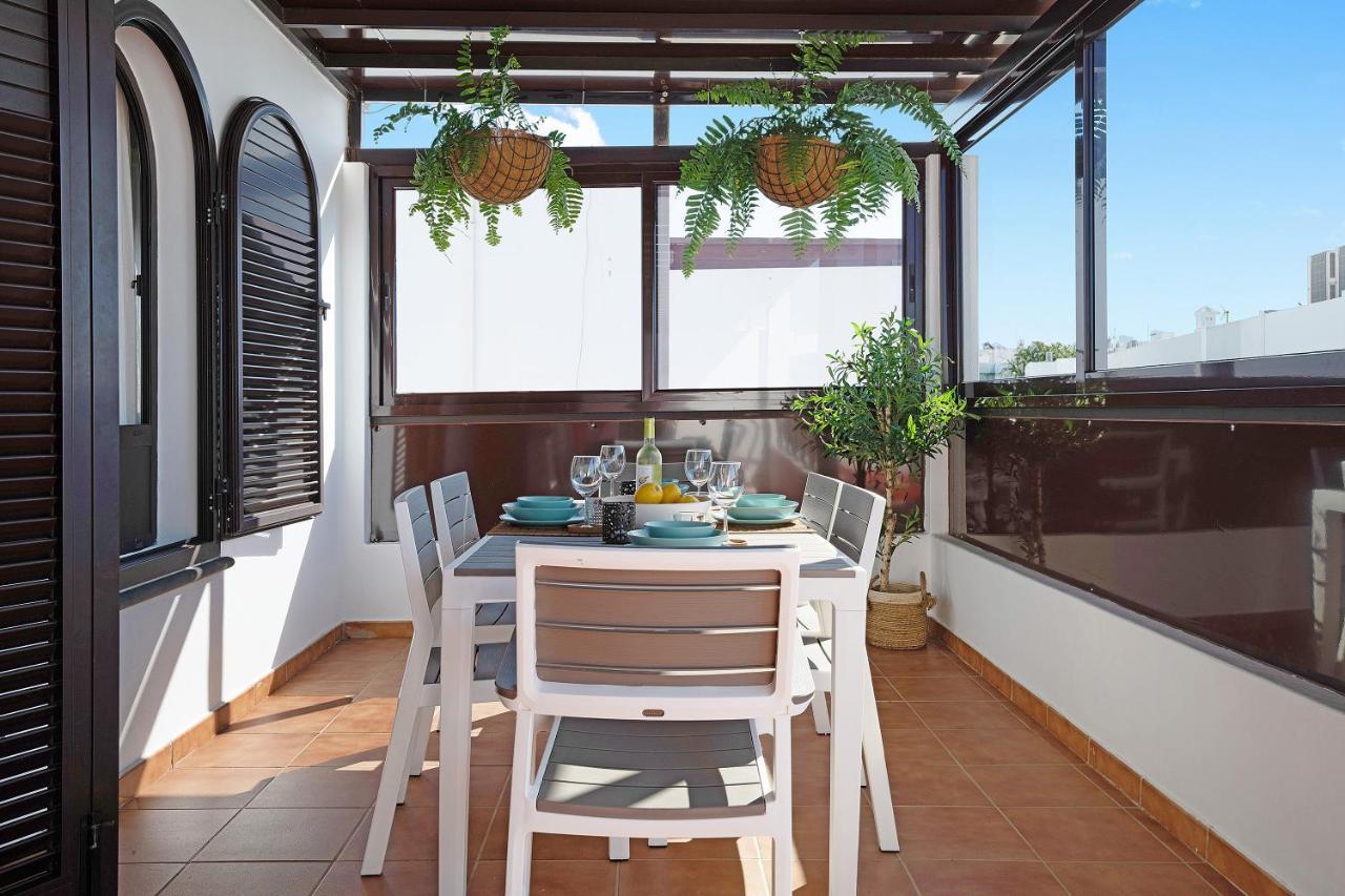 Apartamentos La Estrella III Playa Blanca  Exteriör bild