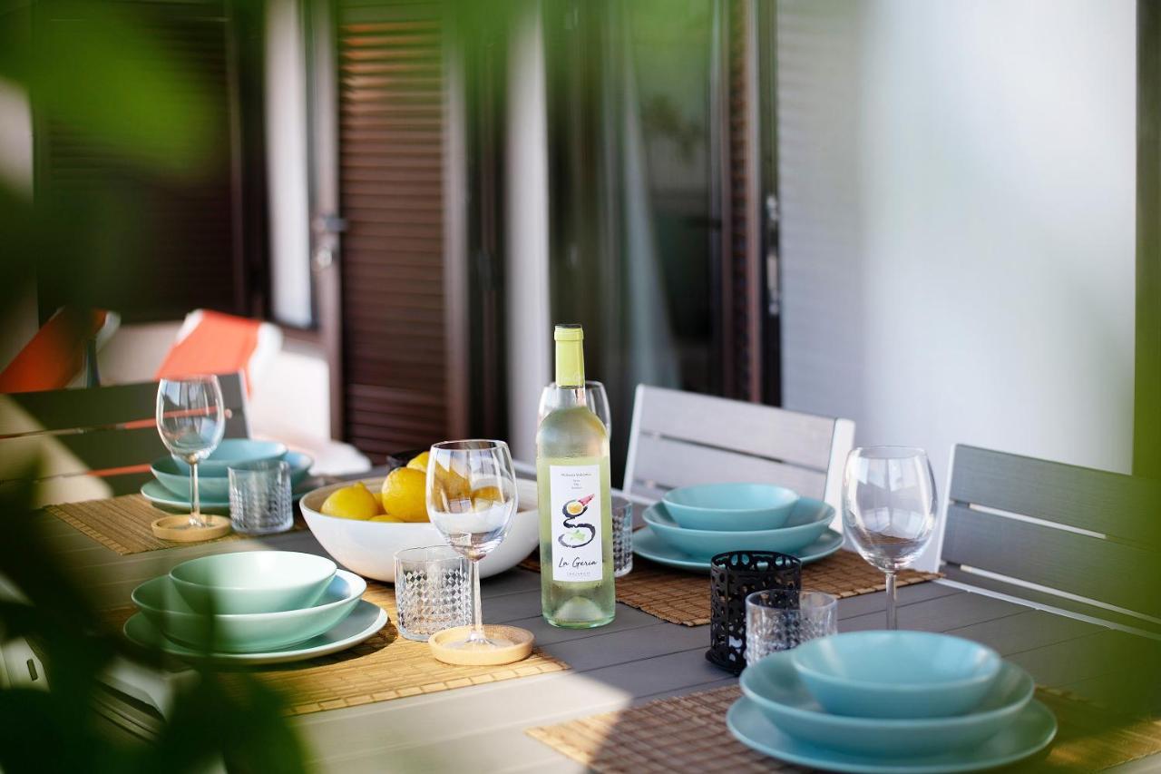 Apartamentos La Estrella III Playa Blanca  Exteriör bild