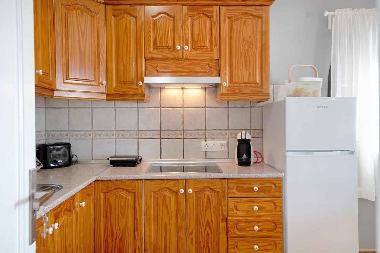 Apartamentos La Estrella III Playa Blanca  Exteriör bild