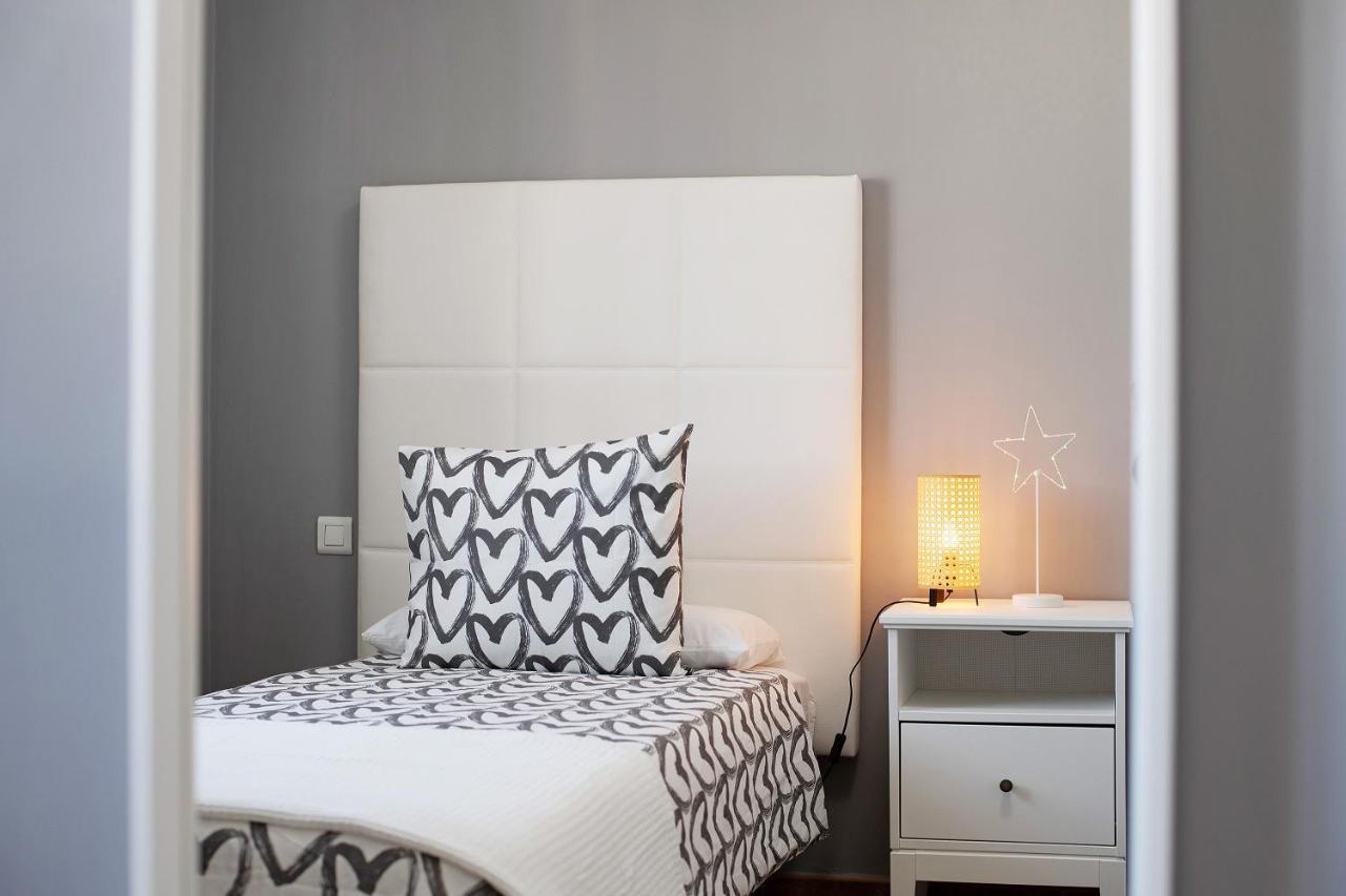 Apartamentos La Estrella III Playa Blanca  Exteriör bild